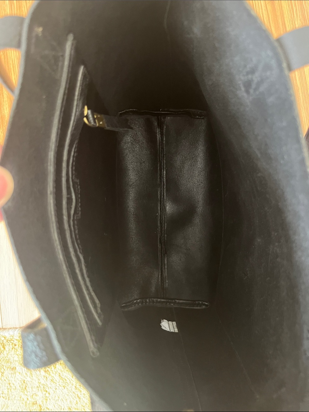 Black Madewell 100% Leather Convertible Tote Bag - Picture 6 of 10